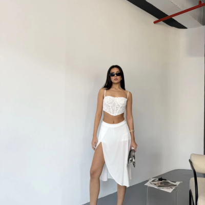 Çepli Şortlu Yırtmaçlı Etek - Beyaz -